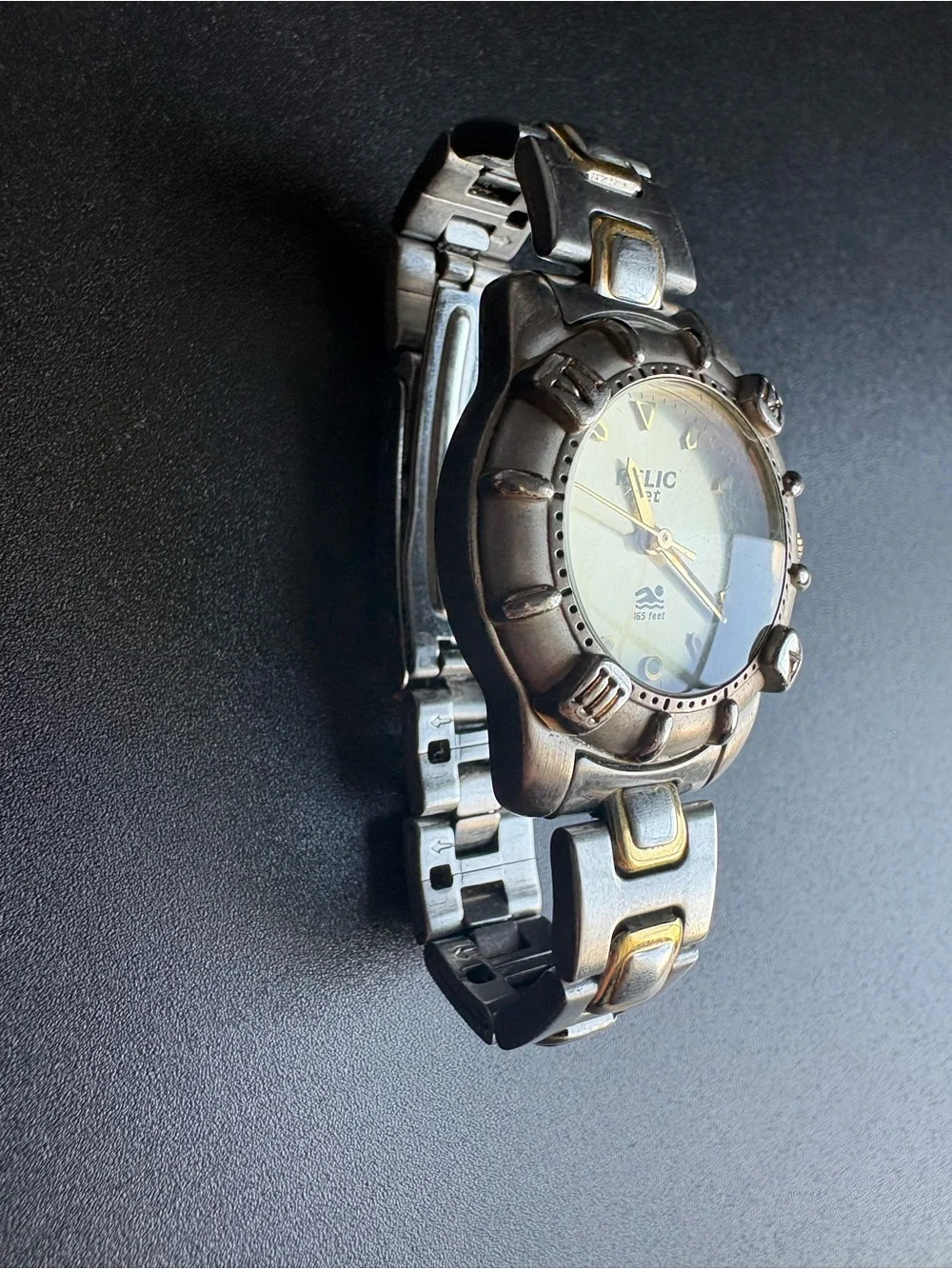 Relic Mens Two-Tone Stainless Steel‎ Water-Resistant Watch